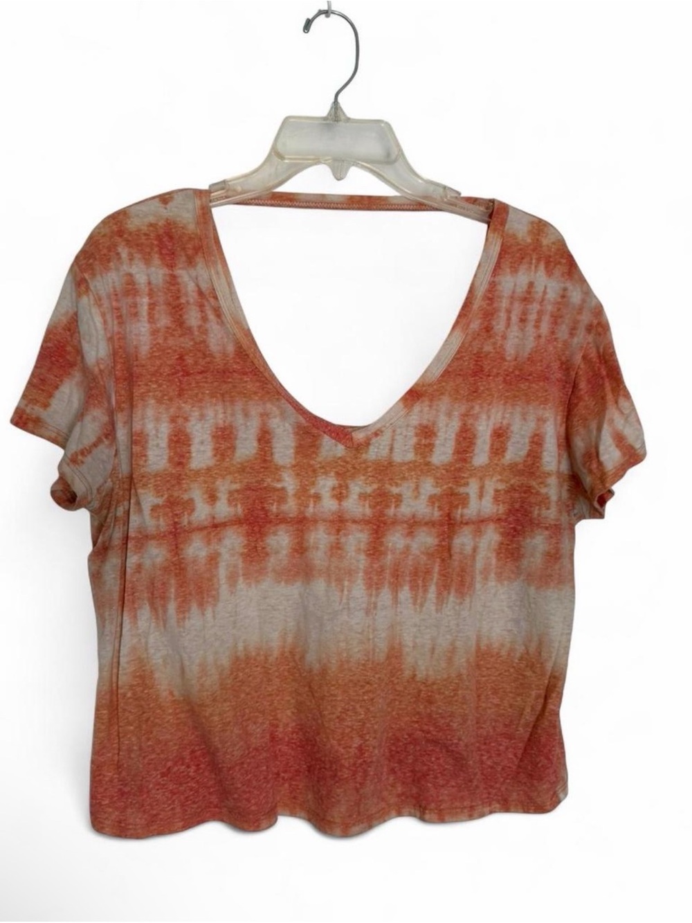 Sadie & Sage Rust and Cream V-Neck Tie-Dye Short Sleeve Top